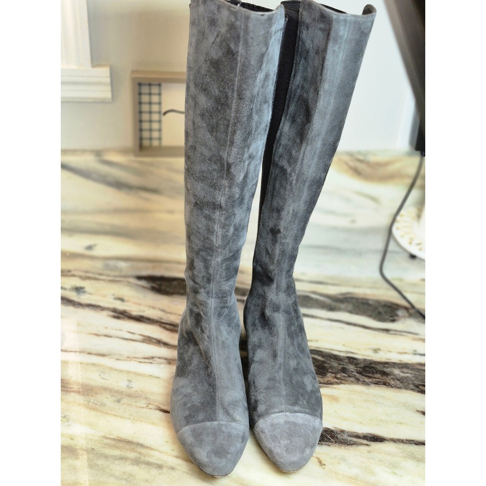 Tory Burch Grey Suede Tall Below Knee Boots Almond Cap Toe‎ Logo 9M Preppy Chic